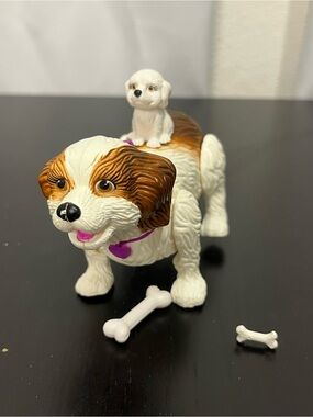 2005 Mattel Barbie Doll Doggy Park Playset Walking Dog with magnetic small dog